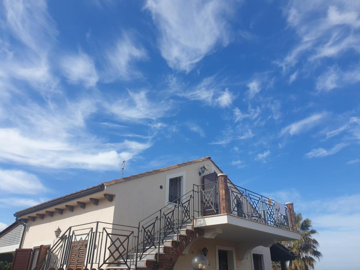 Villa Amare Campofelice Di Roccella Exterior foto