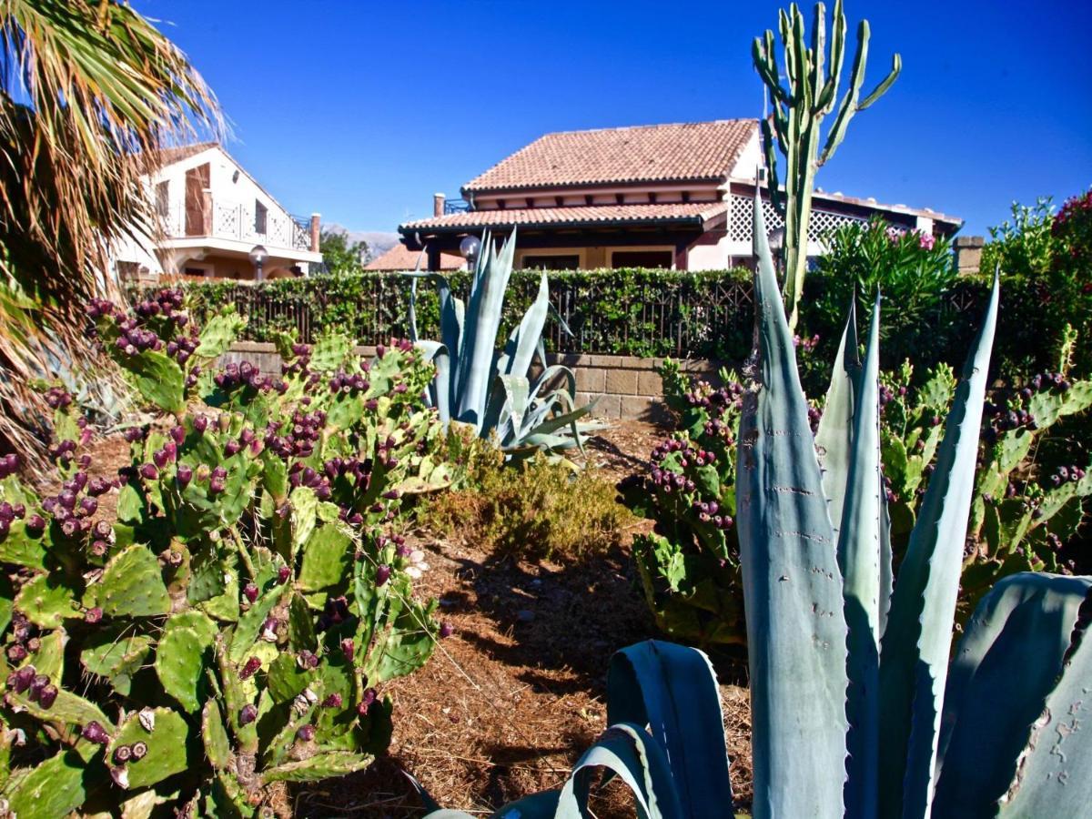 Villa Amare Campofelice Di Roccella Exterior foto